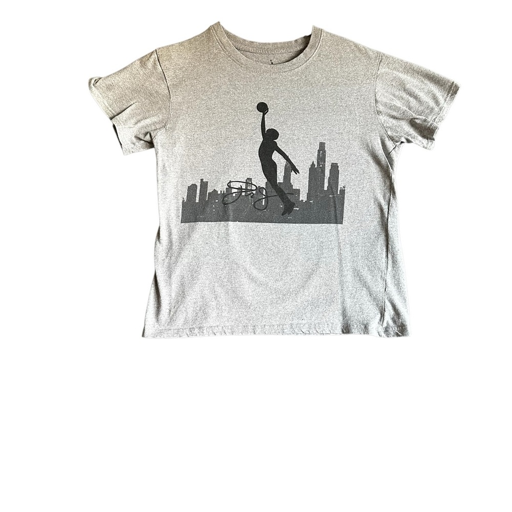 DR. J MENS BASKETBALL GRAY SHORT SLEEVE T-SHIRT SZ LARGE